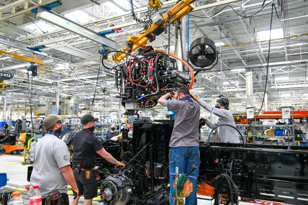 Mack LR Electric production